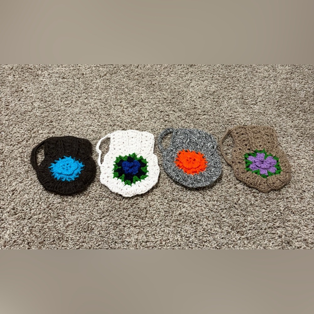 Crocheted Shoulder Bag - White with Blue & Green Flower